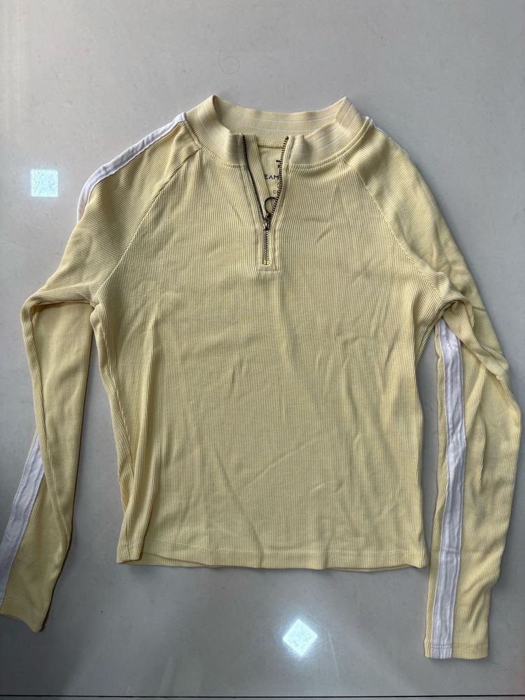 Cute Yellow Zip-Up Top
