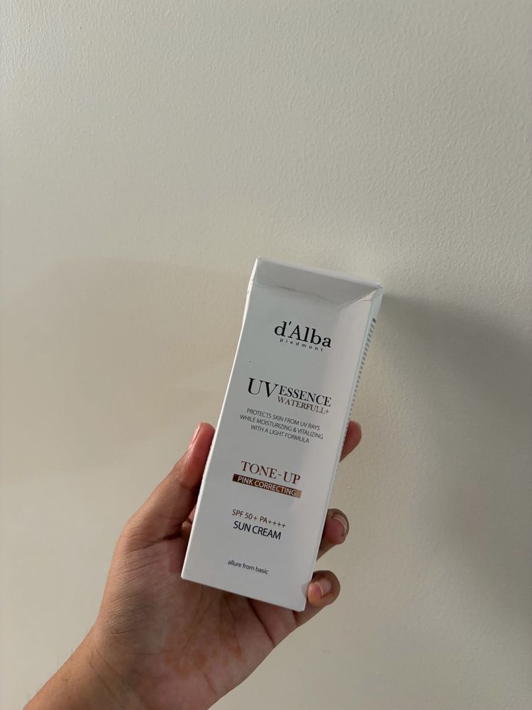 d'Alba UV Essence Waterfull Tone-Up Sun Cream