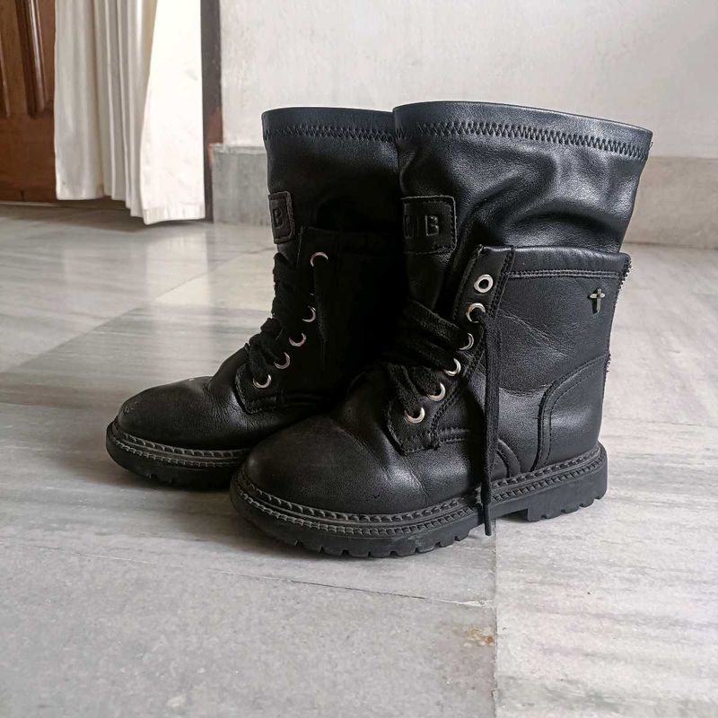 unisex boots