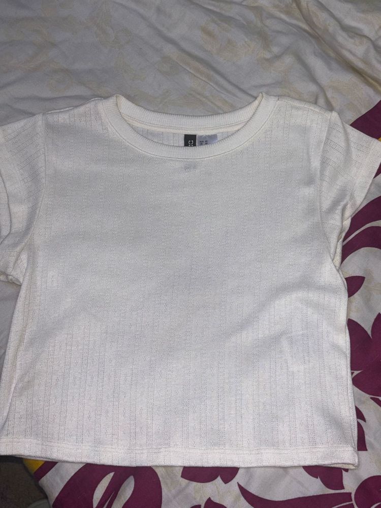 Cute White H&amp;m Knitted Top A Little See Through