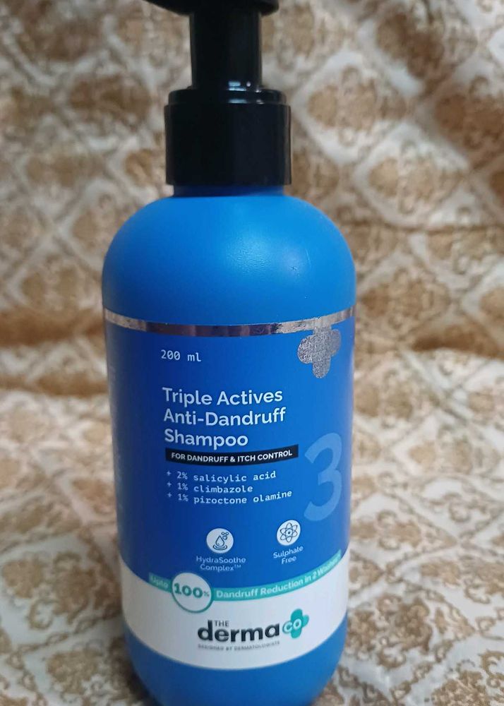 The Derma Co. Anti-Dandruff Shampoo