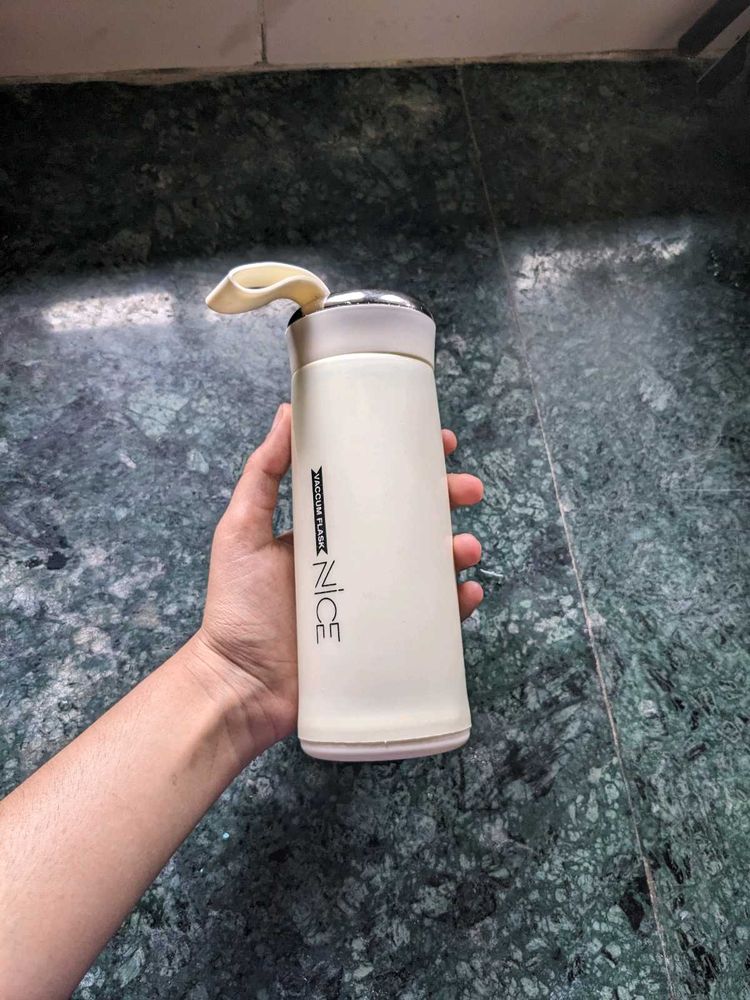 NICE WATER BOTTLE