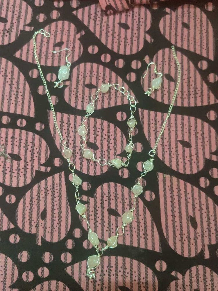 Rose Quartz Jewelry Set