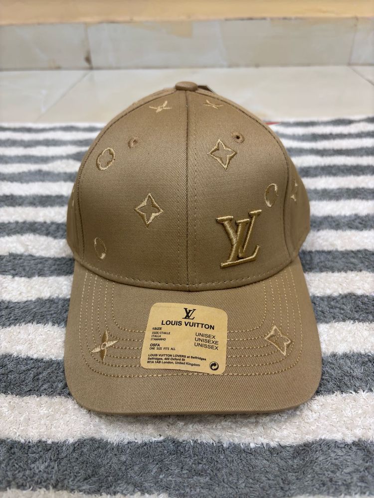 Louis Vuitton Premium Women’s Brown Baseball Cap