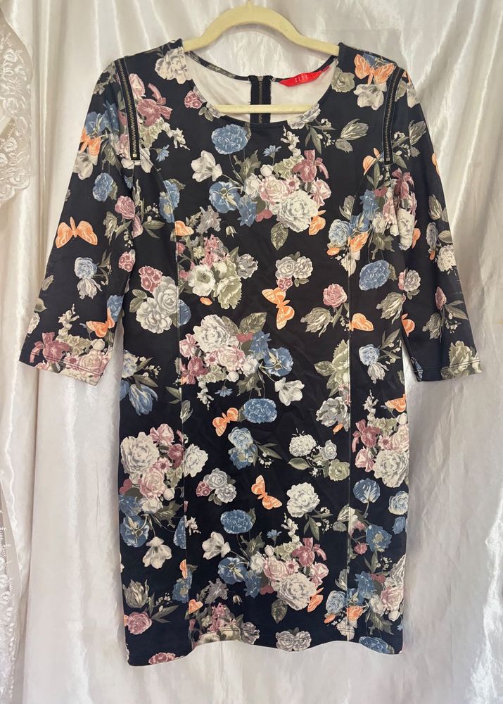 ELLE Floral Stretchable Mini Dress (L)