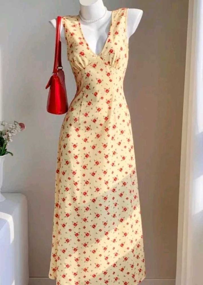 NEWME Floral Maxi Dress