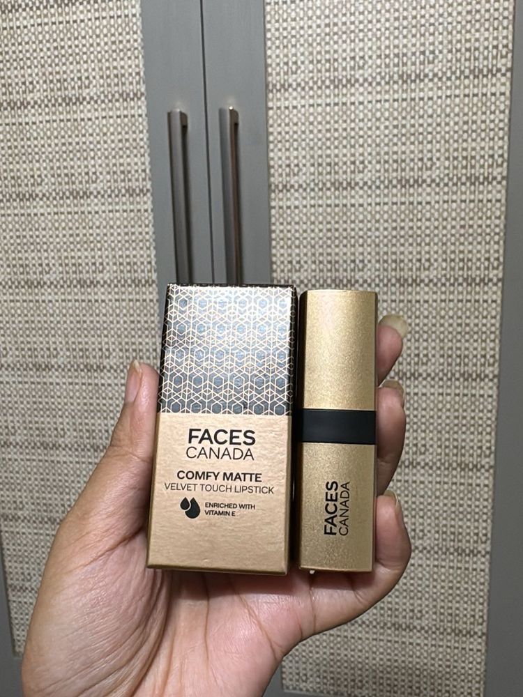 Faces Canada Comfy Matte Lipstick