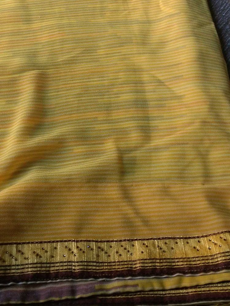yellow 💛💛 beautiful saree