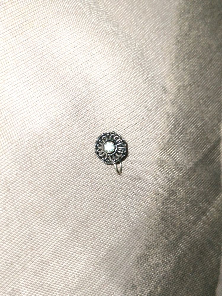 Oxidise Nose Pin