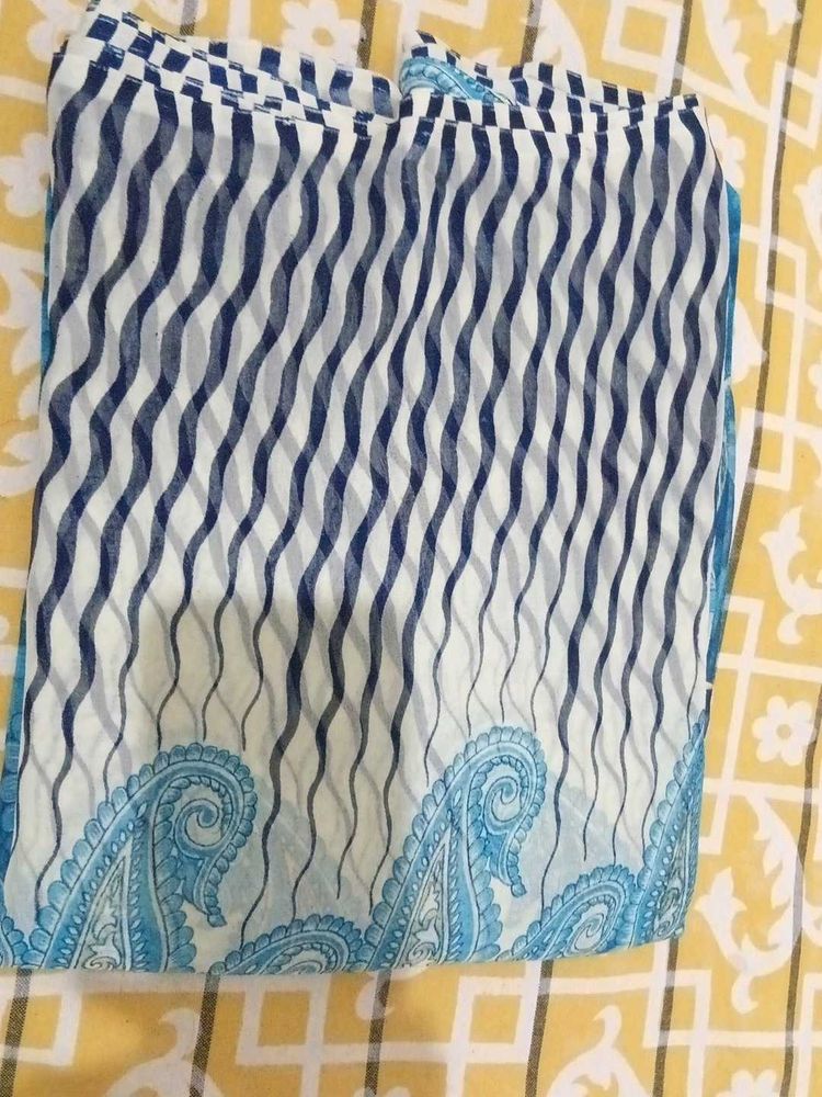 Blue &amp; White Printed Saree