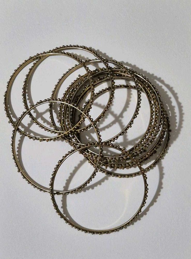 Set Of 12 Chudiyaan