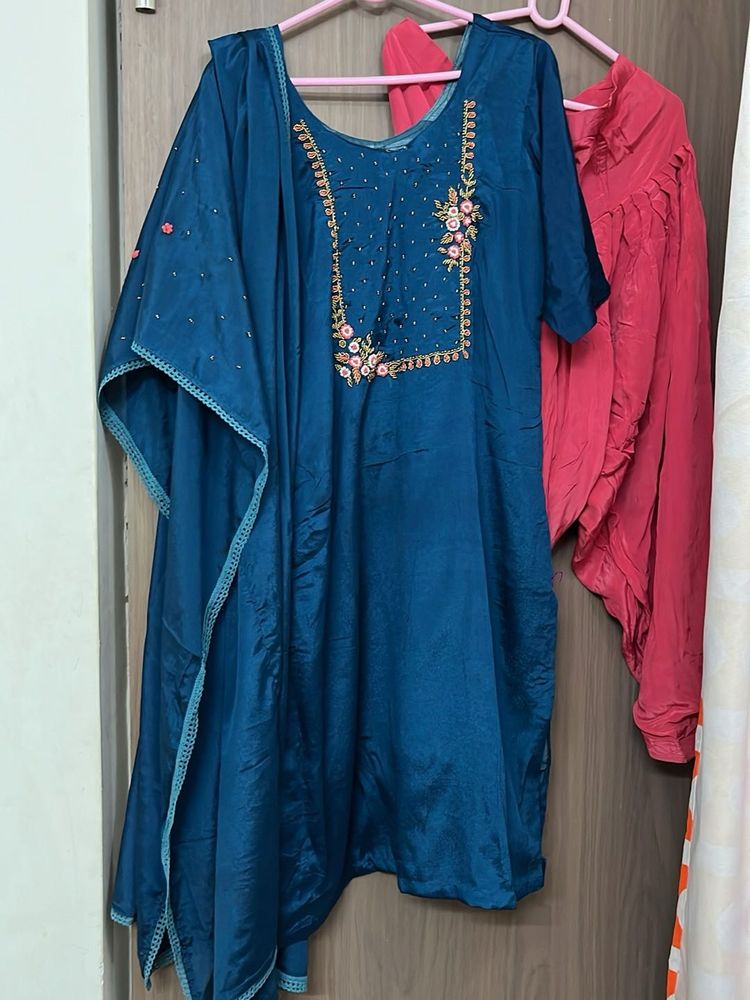 Blue Embroidered Kurta Set 3 pcs for L &amp;xl