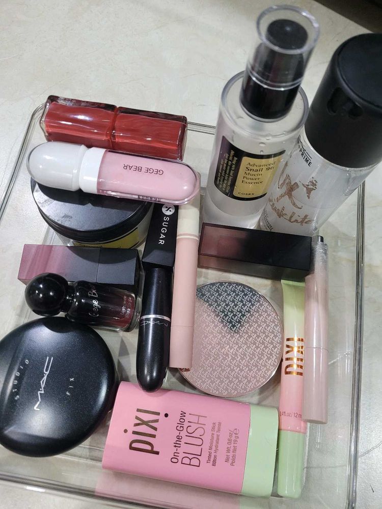 Selling Mac, Pixi, Huda, Cosrx, Kay beauty