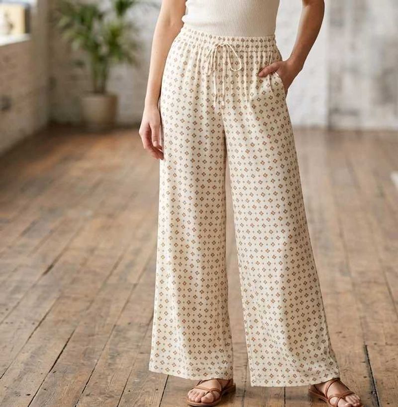 Flowy Patterned Wide Leg Pants