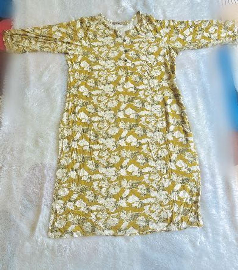 Avaasa Yellow Floral Print Kurta