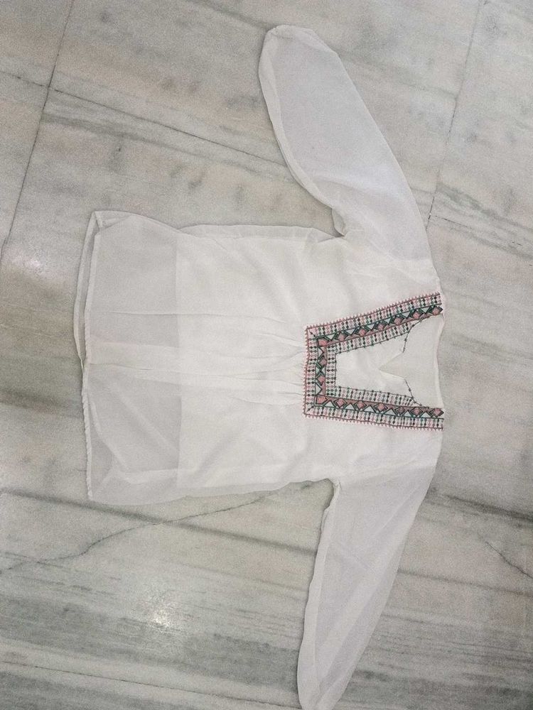 White Embroidered Kurta
