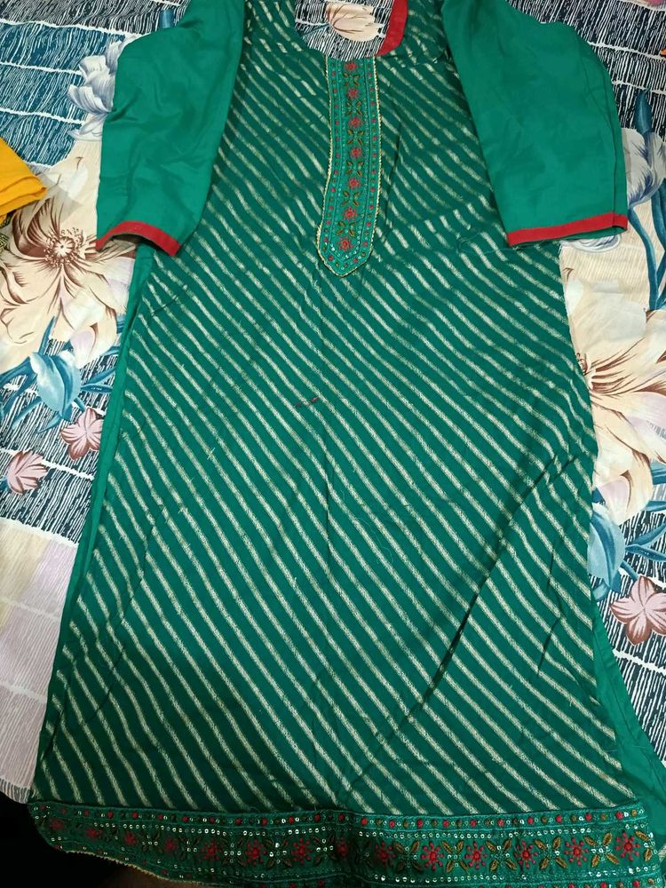 Elegant Sea  Green Kurta with Striking Design