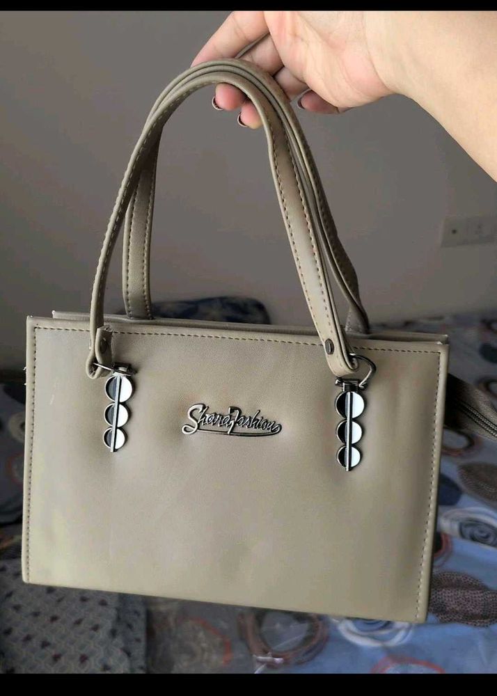 Chic Beige Handbag