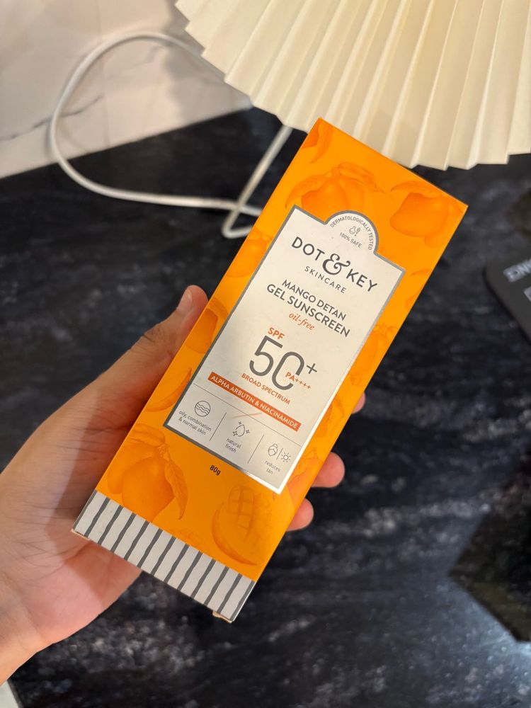 Dot &amp; Key Mango Sunscreen - 80G