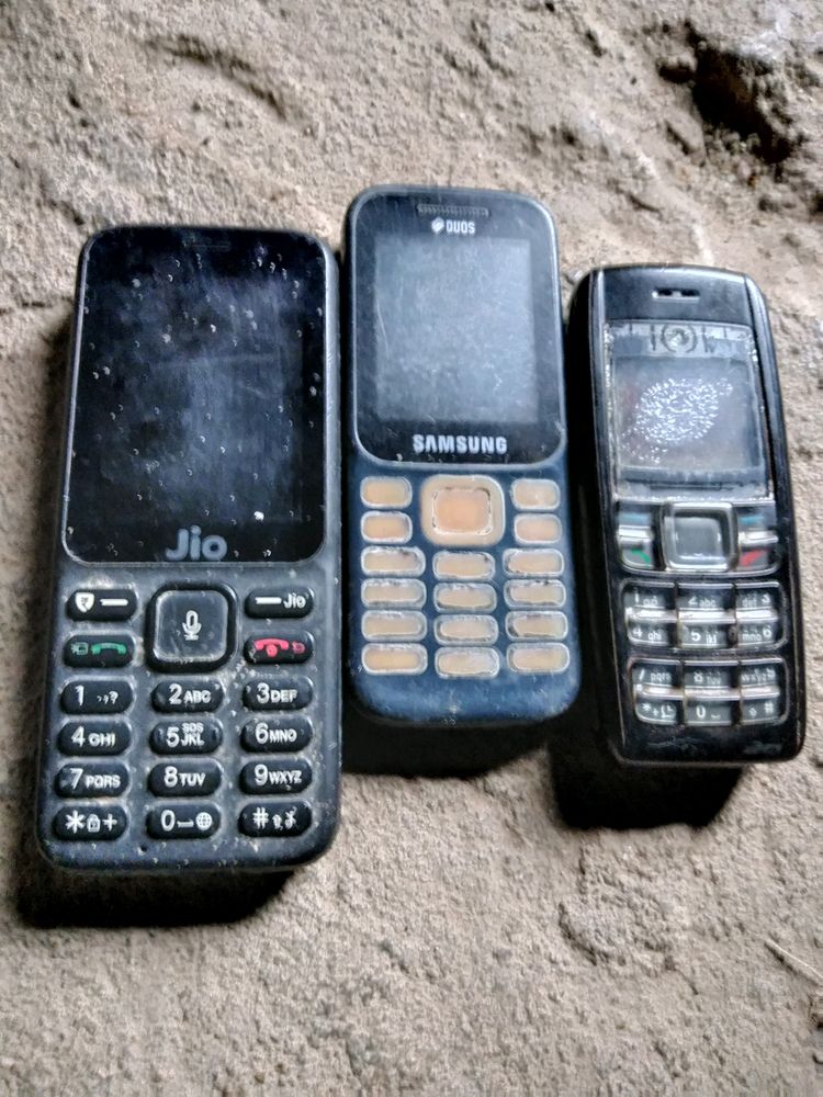 Dead Phone s And Powerbank