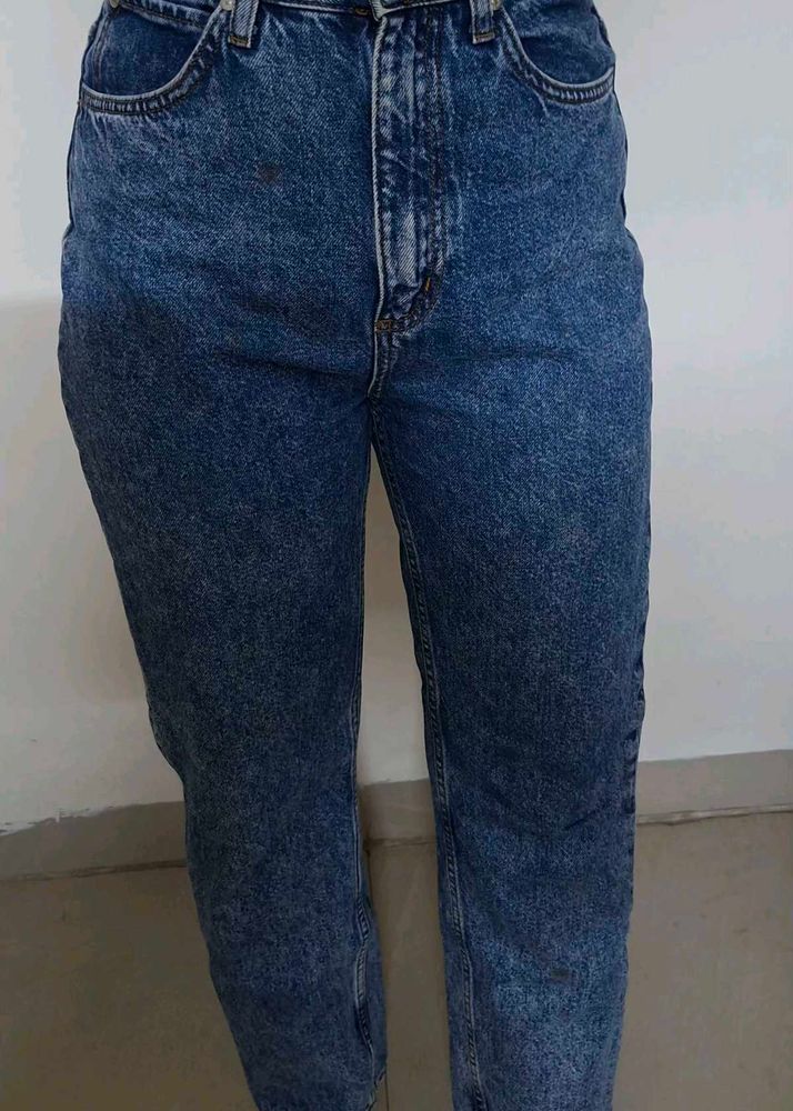 Vintage Wash Mom Jeans