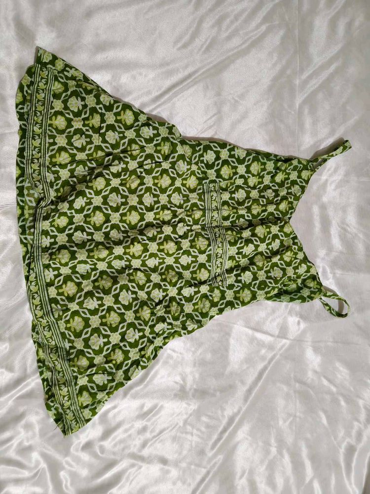olive green top