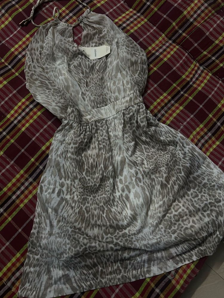 Chic Leopard Print Halter Dress