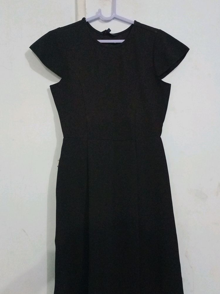 Black dress for women