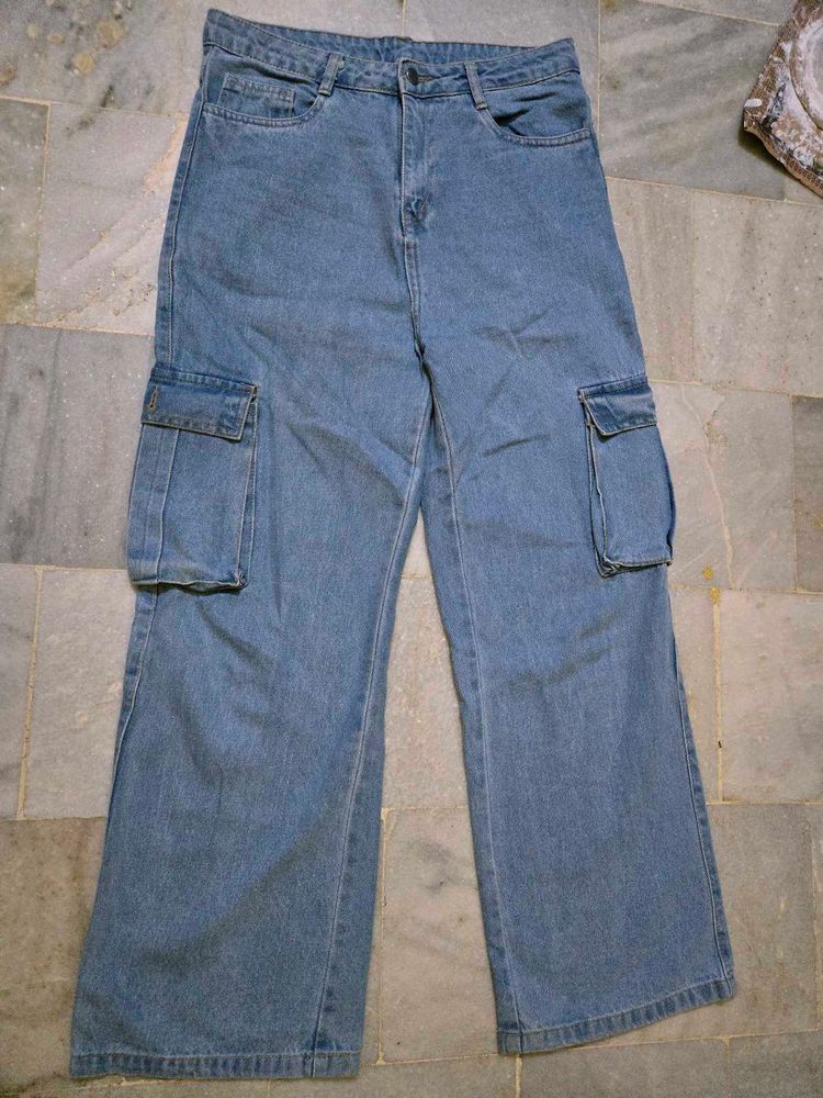 Light Wash Wide Leg Cargo Jeans
