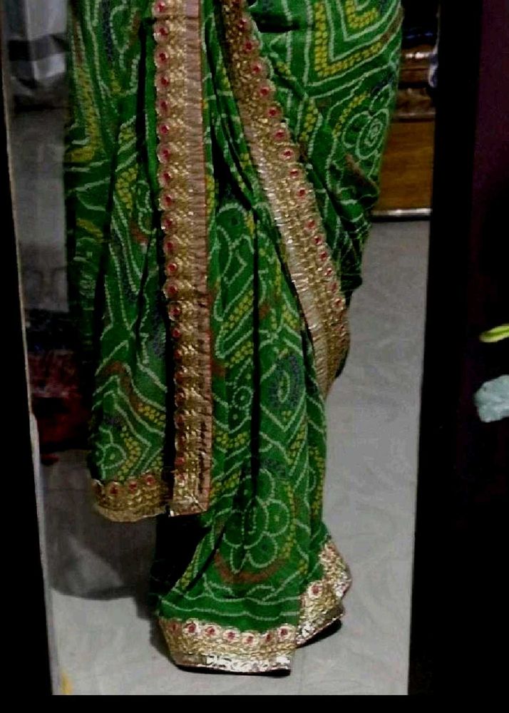 Vibrant Green Bandhani Saree