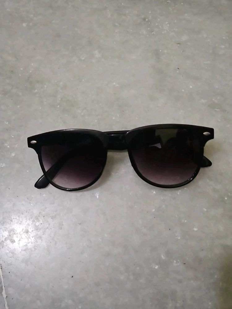 Unisex Black Sunglasses