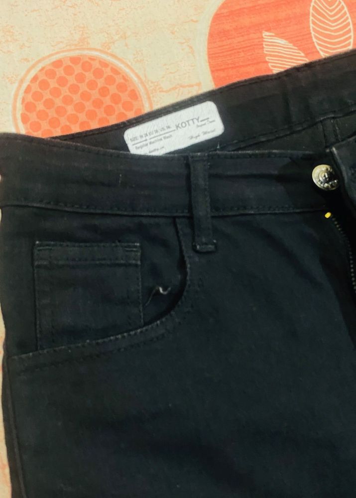 Black Jeans