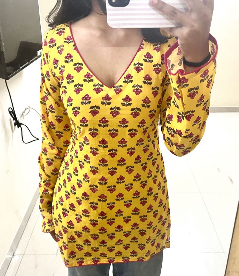 THE SAYURI corset back Vibrant Yellow Floral Print