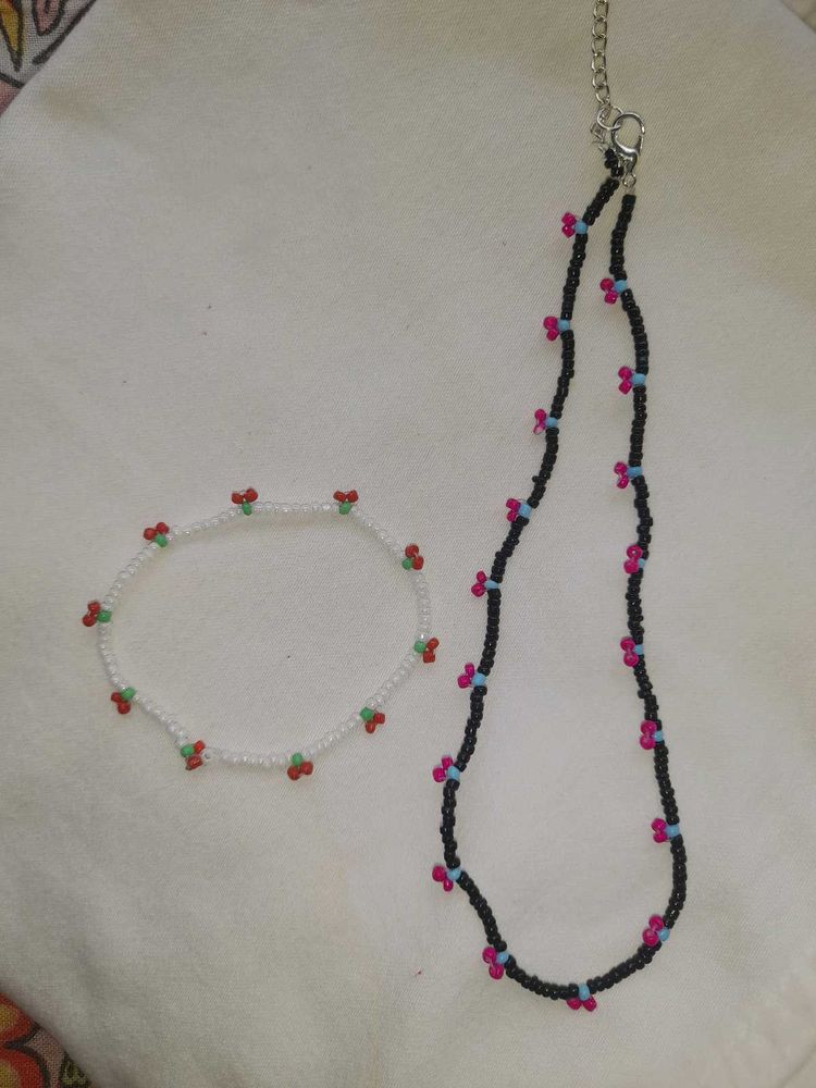 Beaded Cherry Necklace &amp; Bracelet Set 🍒