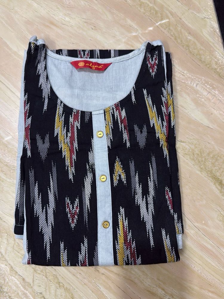 Ikkat fusion top
