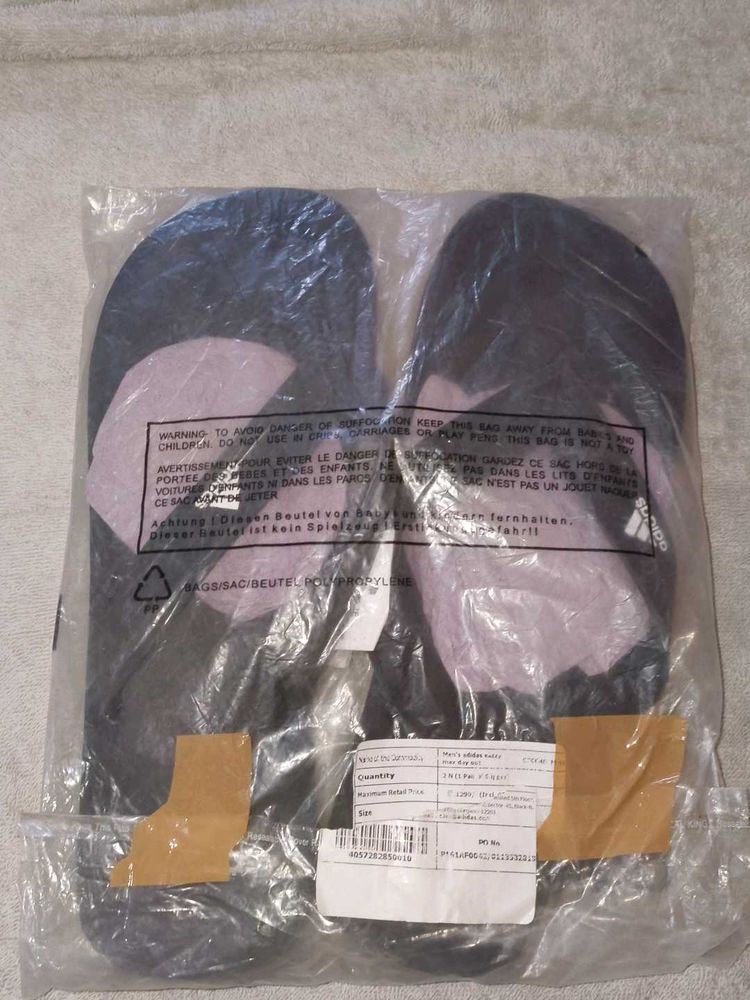 Adidas Adilette Comfort Slides - New in Bag