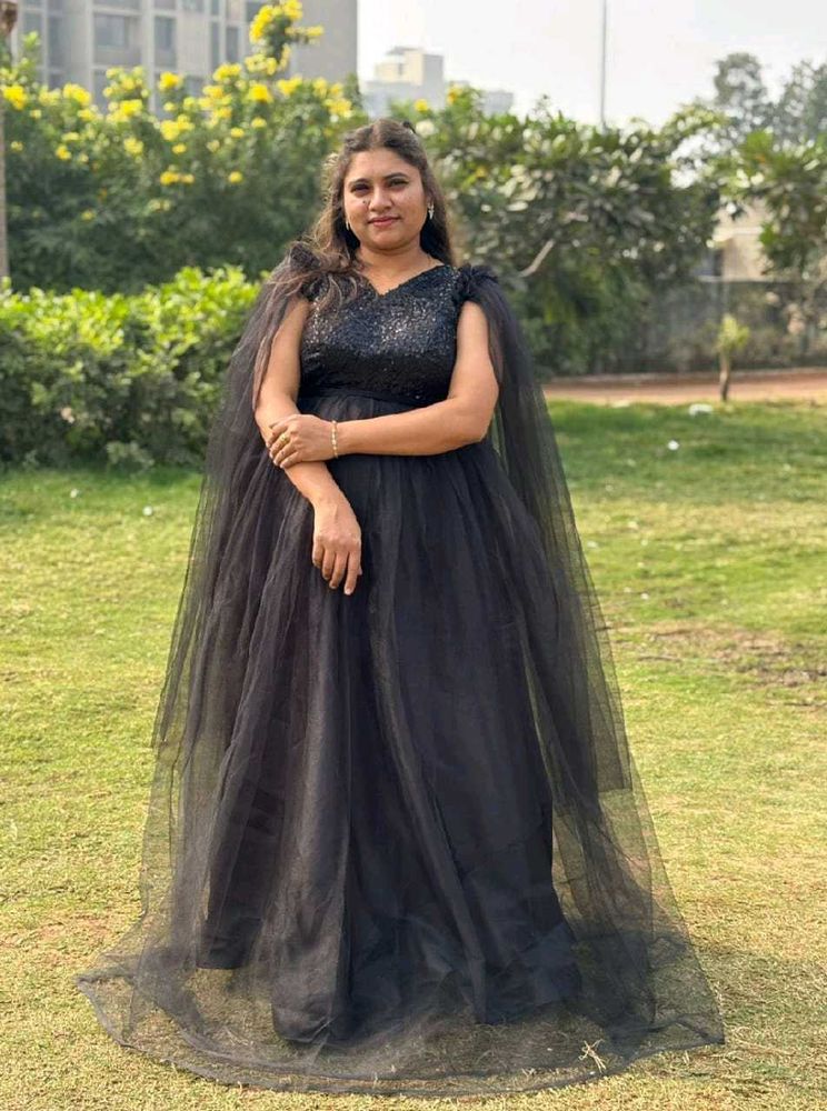 Elegant Black Tulle Gown with Cape Sleeves