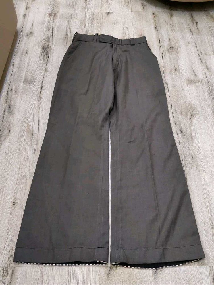 Sc9920 Sabrin bootcut pant waist 26 inches