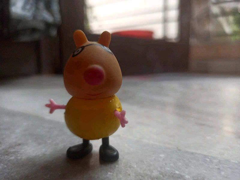 Captain America Action Figure and peepa pig mini f