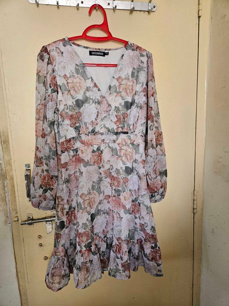 Chic Floral Mini Dress