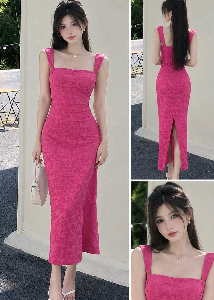 NEWME sleeveless pink bodycon dress