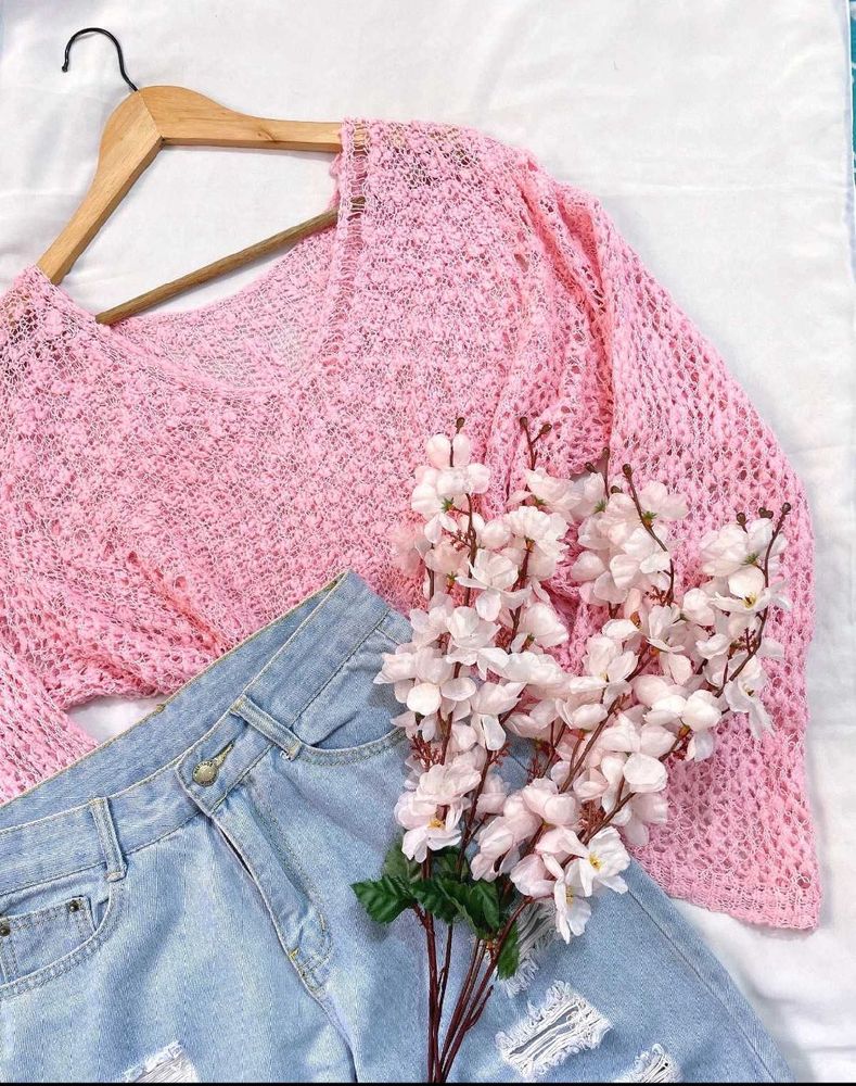 New Witout Tag Pink Knit Bell Sleeve Top