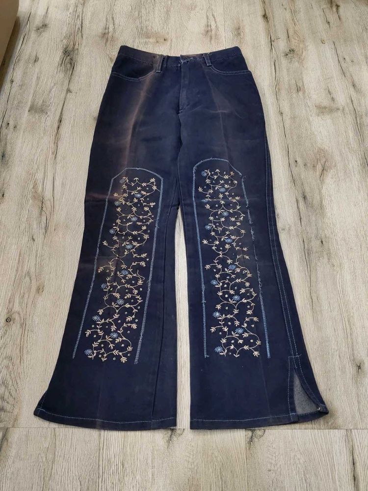 Ma5866 Vintage Embroidered Flare Jeans waist 26