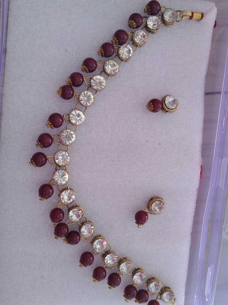 Elegant Necklace and Earring Set