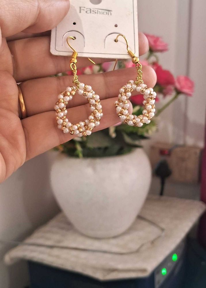 Elegant Pearl &amp; Gold Hoop Earrings