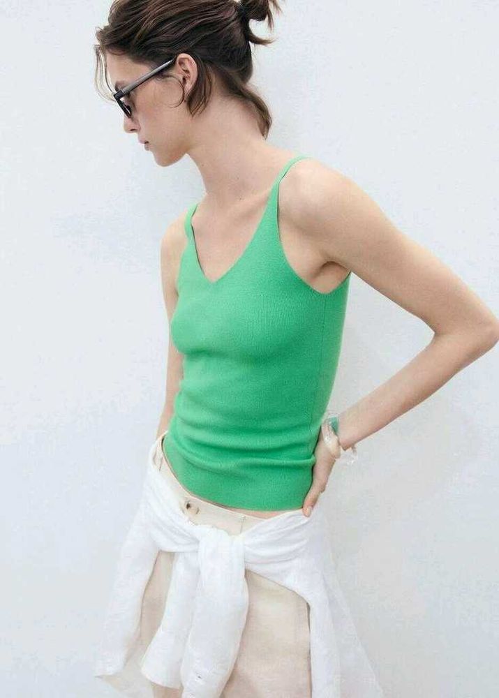 MANGO V-Neck Knitted Styled Back Top