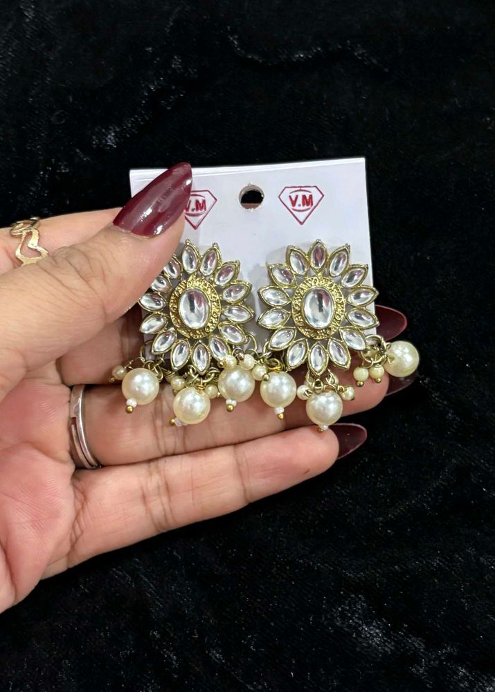 Elegant Pearl Dangle Earrings