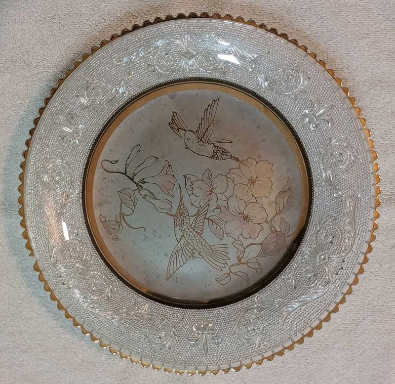 Decorative Glass Plate with Bird Design