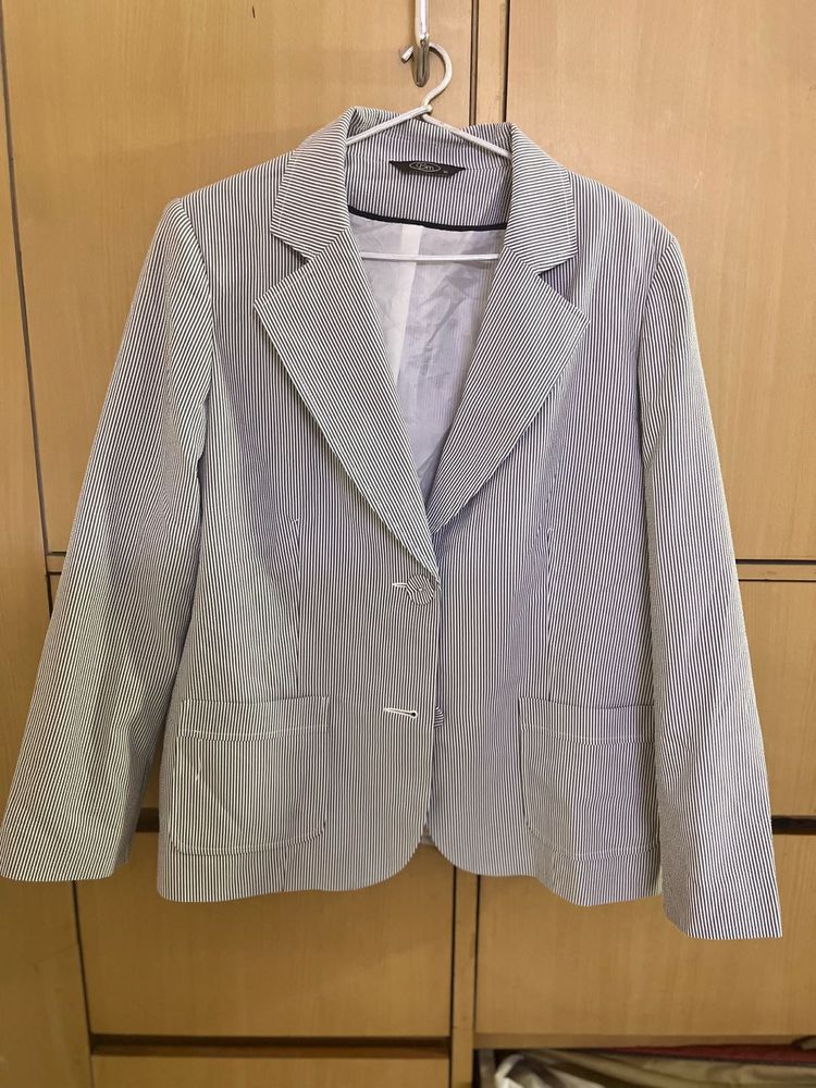 Pinstripe Blue &amp; White Blazer Oversize With Patch