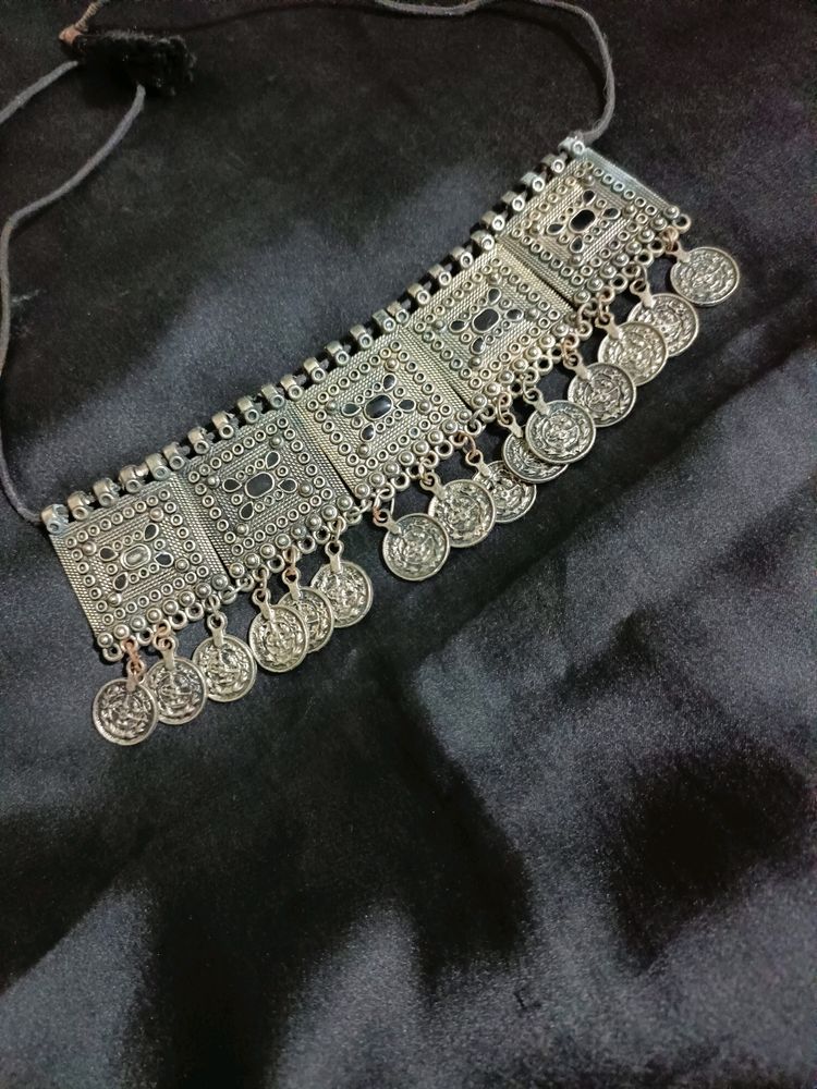 Combo Of 1 Choker And 2 Oxidised Earrings